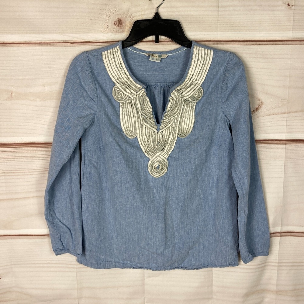 Boden Top Womens US 2 Blue Chambray Blouse V-Neck Pullover Cotton Applique Neck
